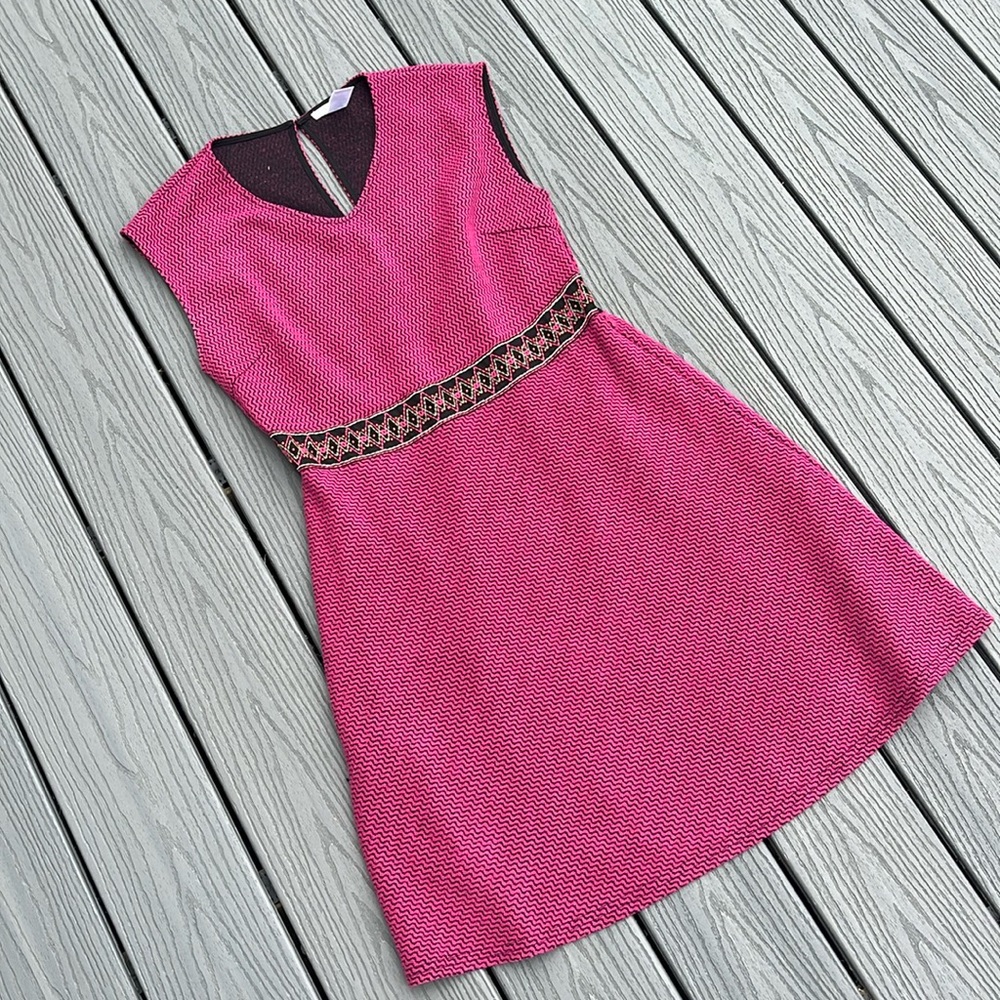 ❄️ Quilted Magenta and Black A-Line Dress